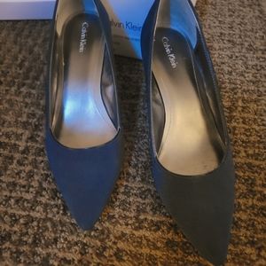 Women's Indigo Blue Dress shoe Size 8.5